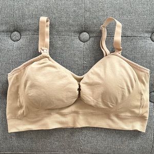 Kindred Bravely pumping/nursing bra